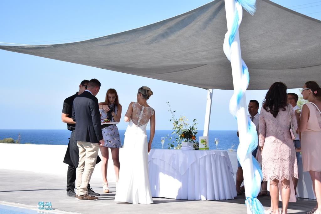 מונוליתוס Sea And Sand Villas מראה חיצוני תמונה