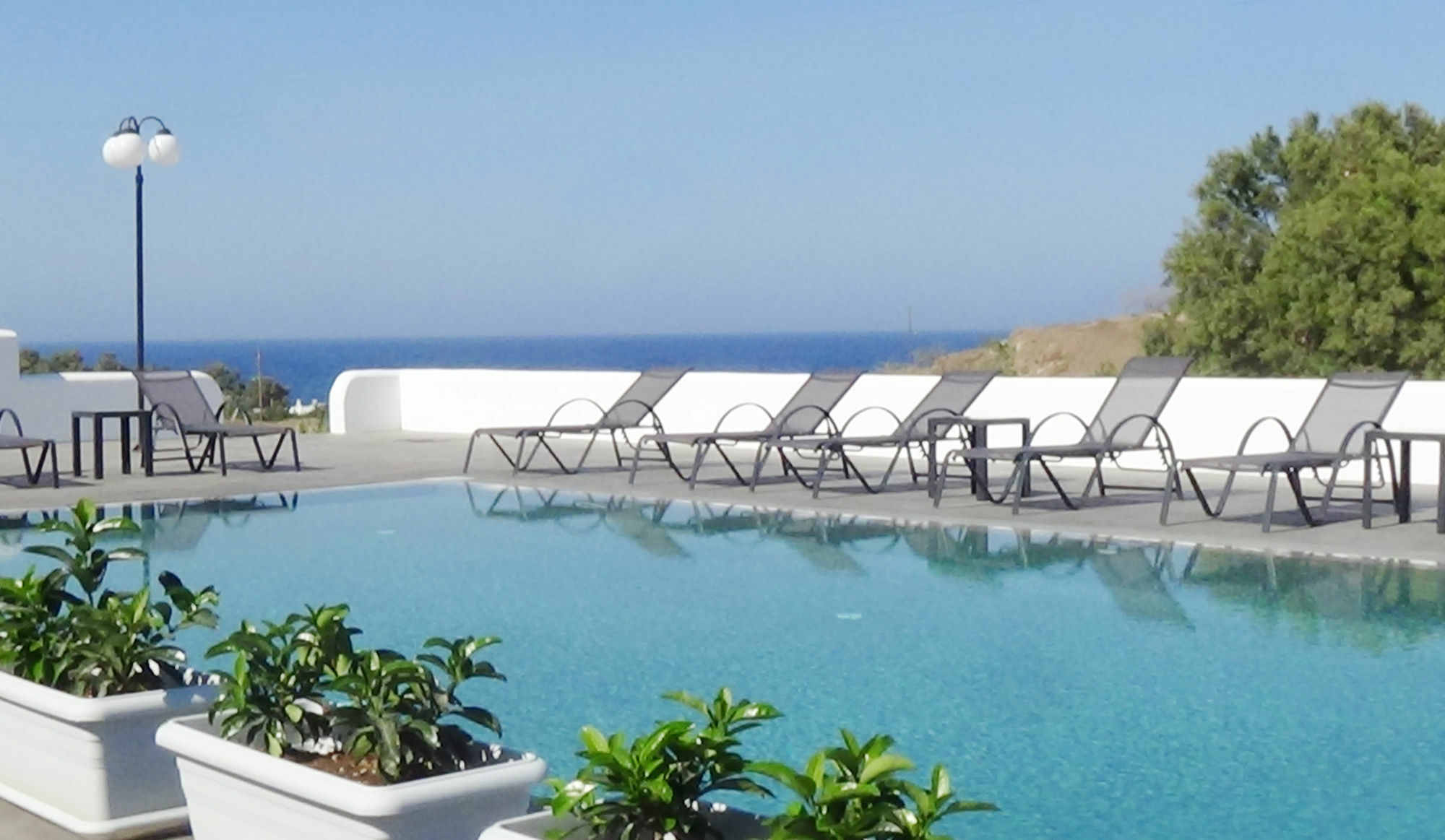 מונוליתוס Sea And Sand Villas מראה חיצוני תמונה